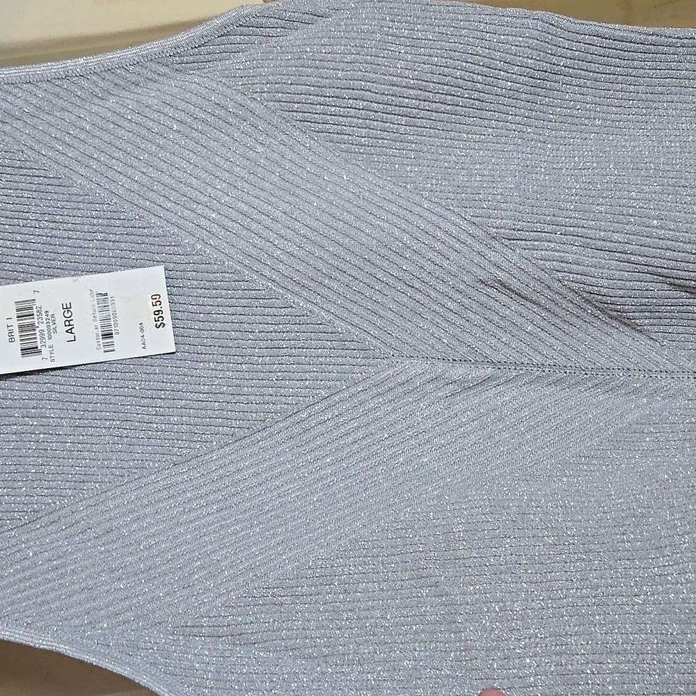 Silver Ribbed Tank Top In Size Large - Picture 3 of 6